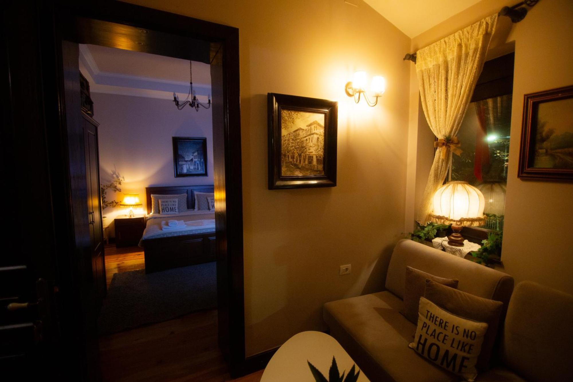 Villa Elezi 2 Korça Exteriör bild