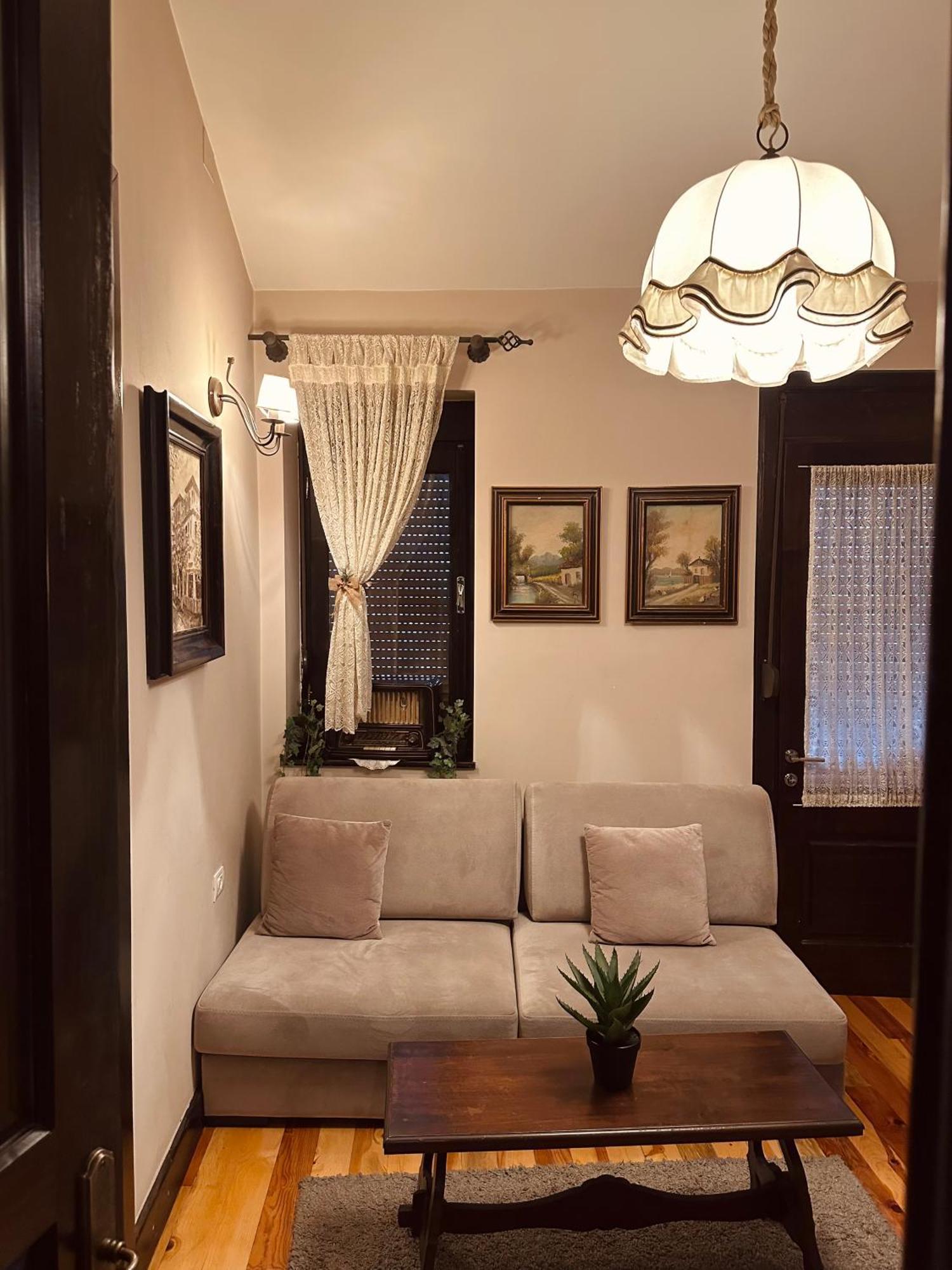 Villa Elezi 2 Korça Exteriör bild